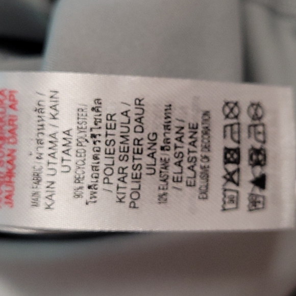 Sculpted Bike Shorts - Picture 7 of 8